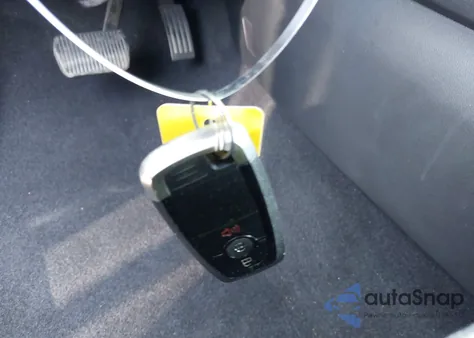 2020 Ford Escape Se z USA, uszkodzony, nr VIN 1FMCU9G66LUA94684